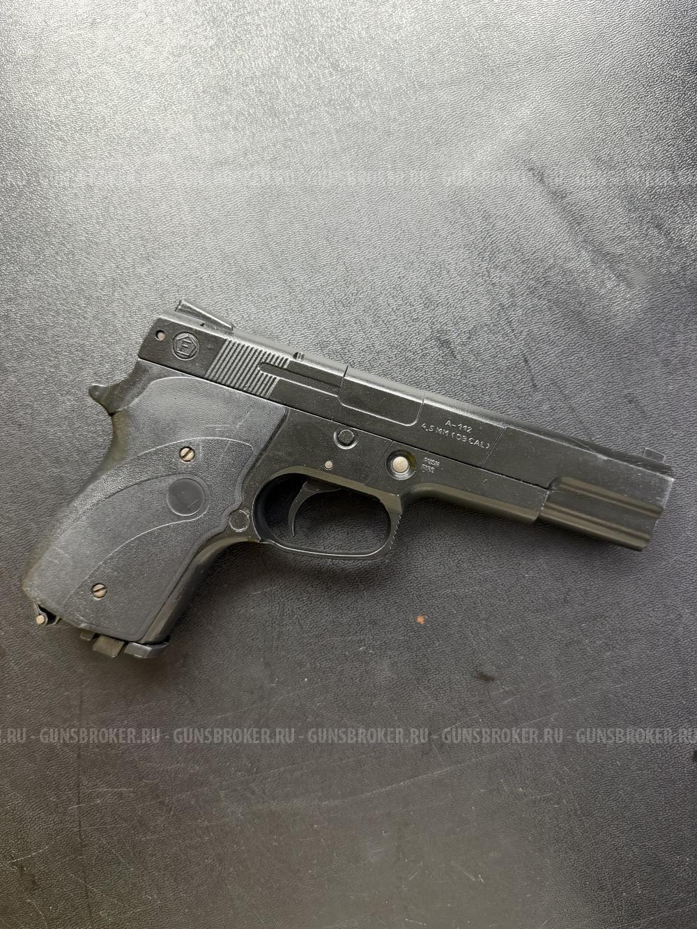 Аникс А112