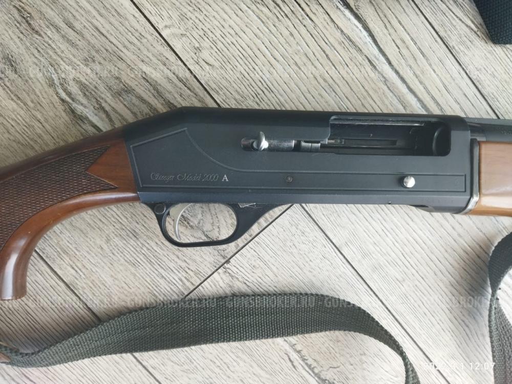 Stoeger 2000A