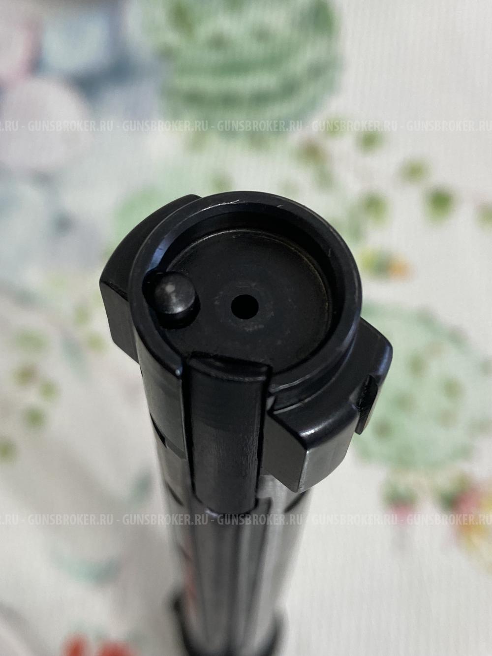 Weatherby Vanguard 300 WinMag